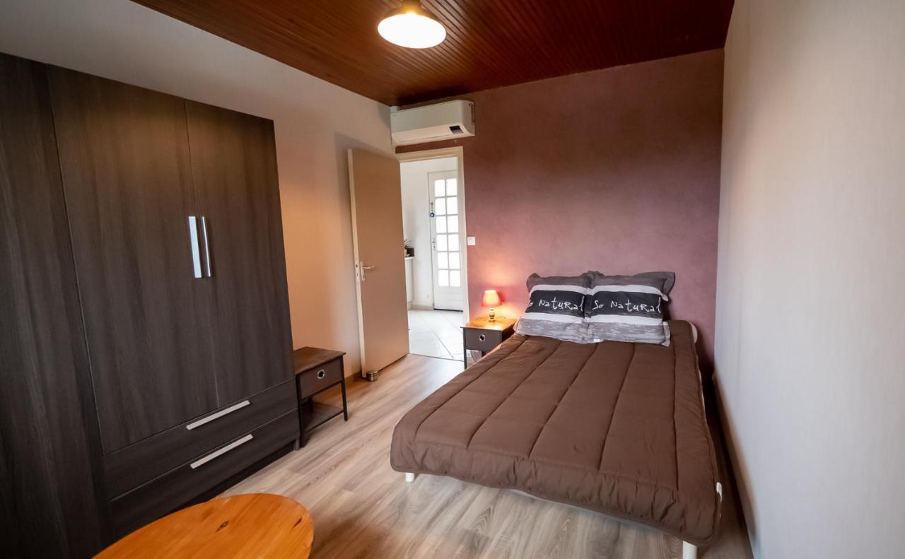 Maison entière chaleureuse et confortable Mornay-sur-Allier Esterno foto